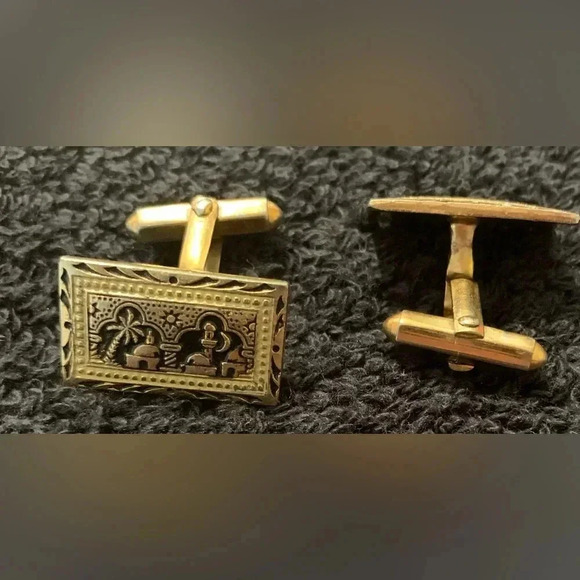 Vintage Egyptian motif Cuff Links - Picture 4 of 4